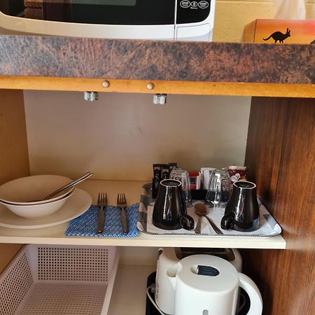 Toora Lodge Motel Room photo