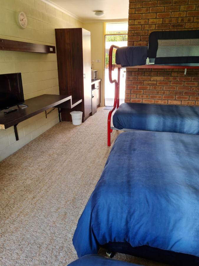 Toora Lodge Motel Exterior photo