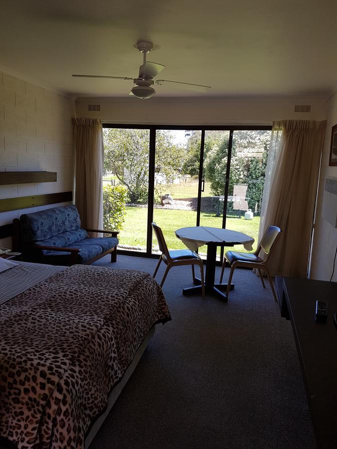 Toora Lodge Motel Exterior photo
